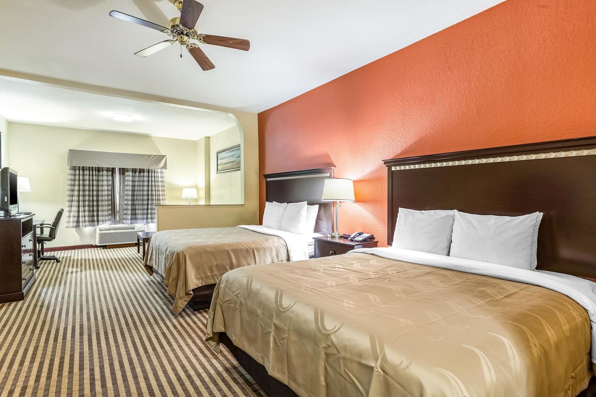 Quality Suites North Houston - Spring Westfield Екстериор снимка