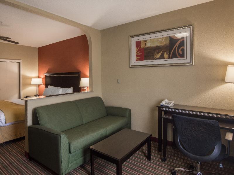 Quality Suites North Houston - Spring Westfield Екстериор снимка