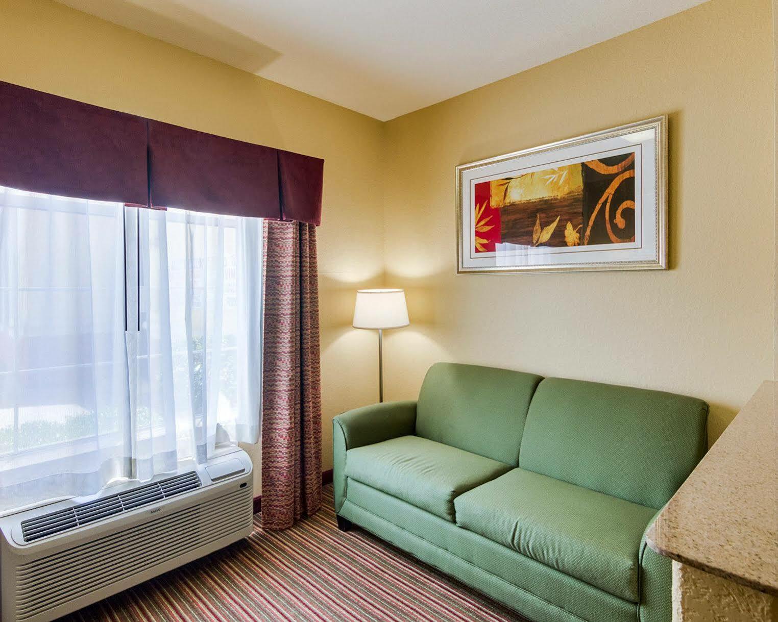 Quality Suites North Houston - Spring Westfield Екстериор снимка